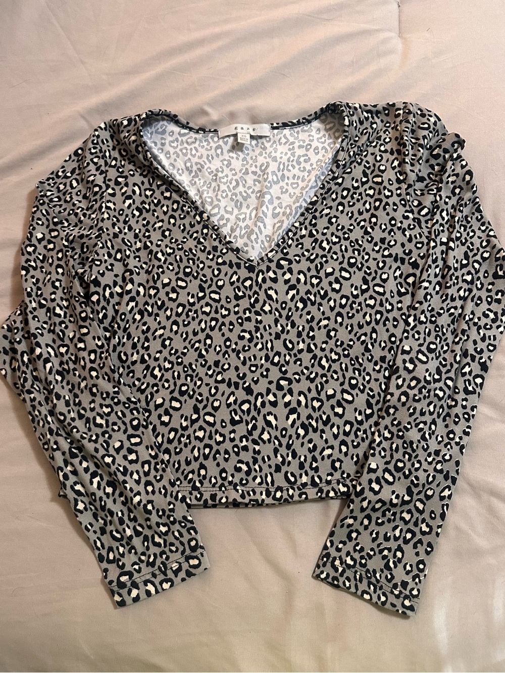 Fitted Leopard Crop Top